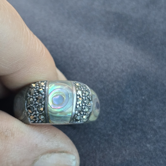 Abalone, Marcasite And 925 Ring Size 7 - Picture 7 of 7